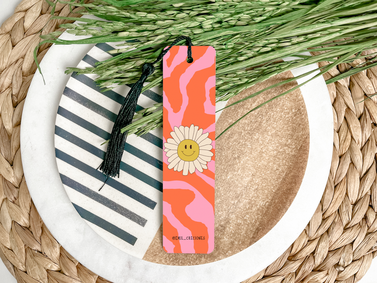 Bookmark “Retro flower”